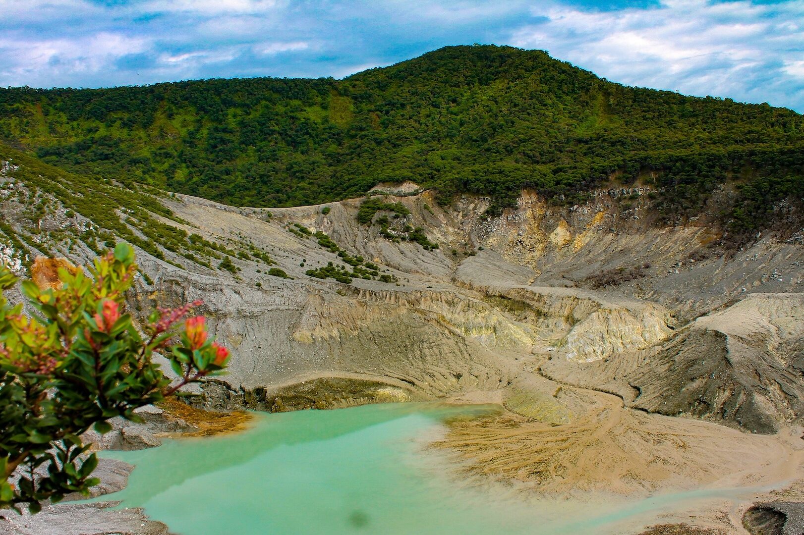 Tangkuban perahu,west java,indonesia